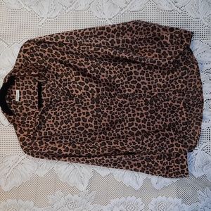 Ladies sz Large Silky Leopard Blouse by Pleione